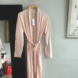 skin robe